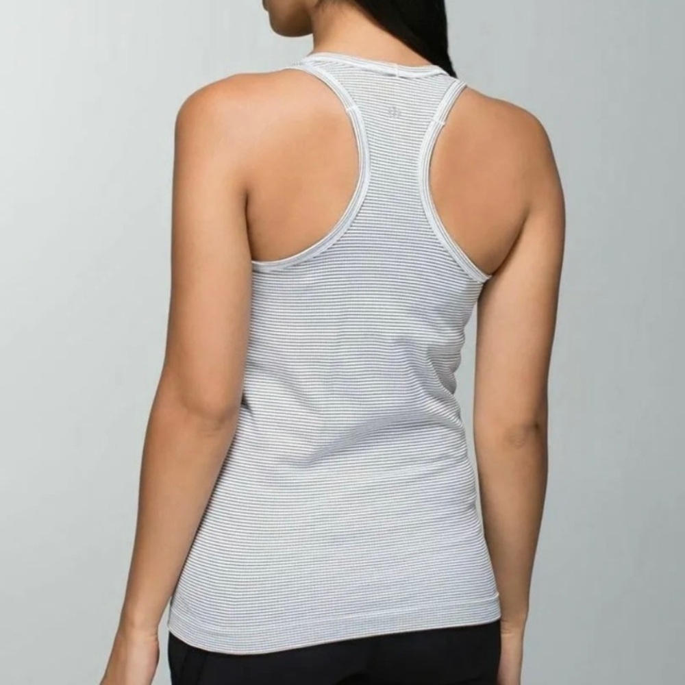 Lululemon Swiftly Tech Tank Top Racerback, Black & White, Size 6 - Picture 3 of 11